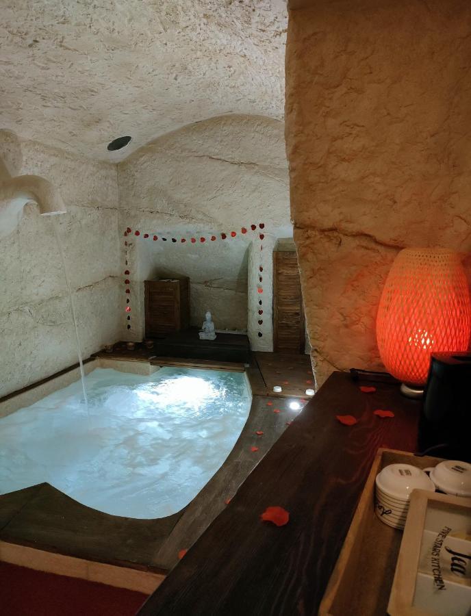 Dimora Della Nonna-Luxury Home Mola di Bari Luaran gambar