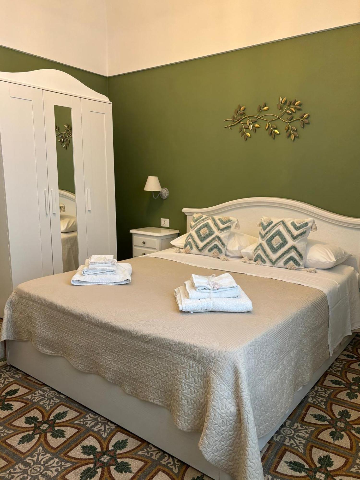 Dimora Della Nonna-Luxury Home Mola di Bari Luaran gambar